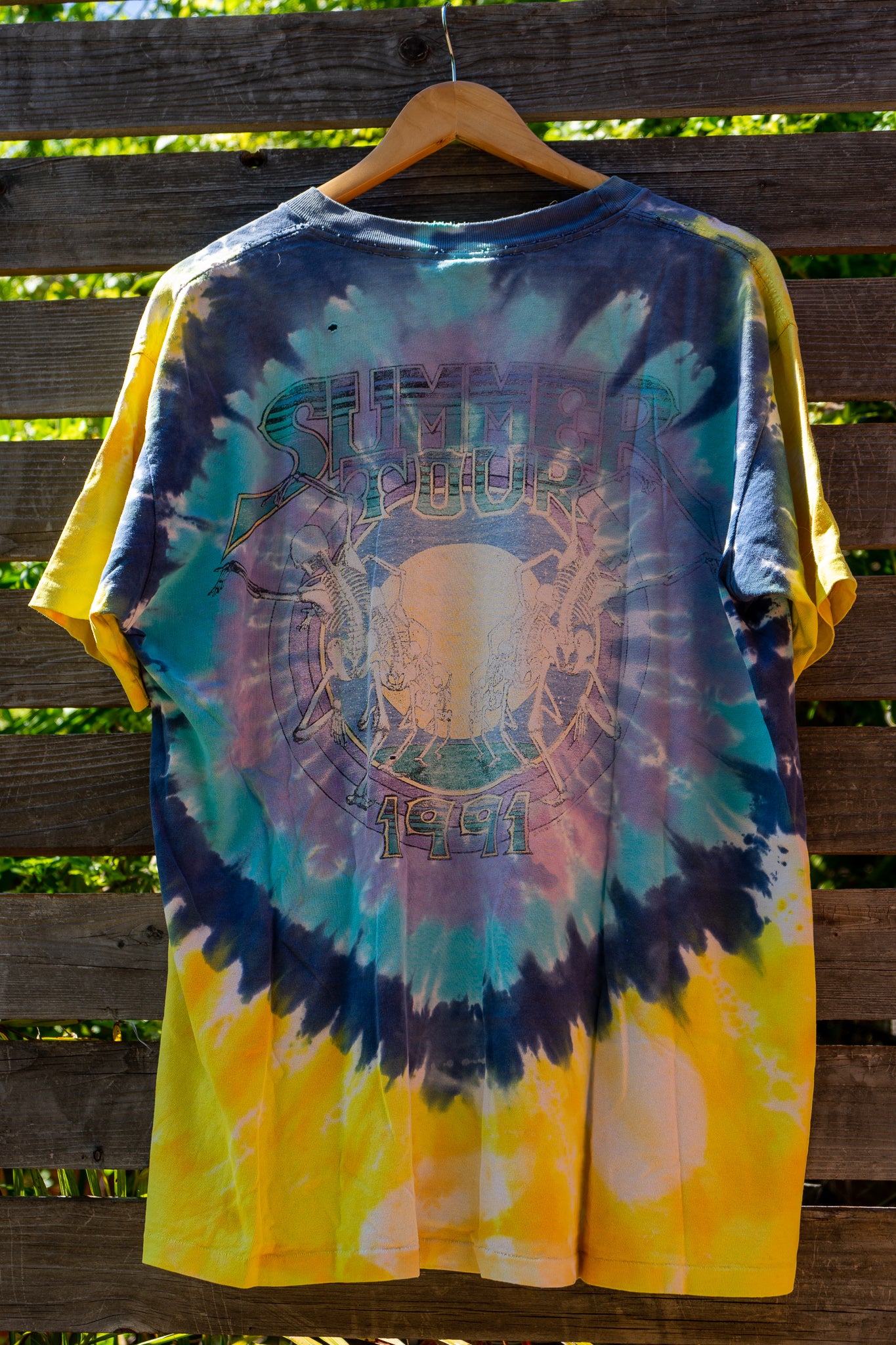 Vintage 90s Grateful Dead Summer Tour T-Shirt Large 1991 Tie Dye Skeletons