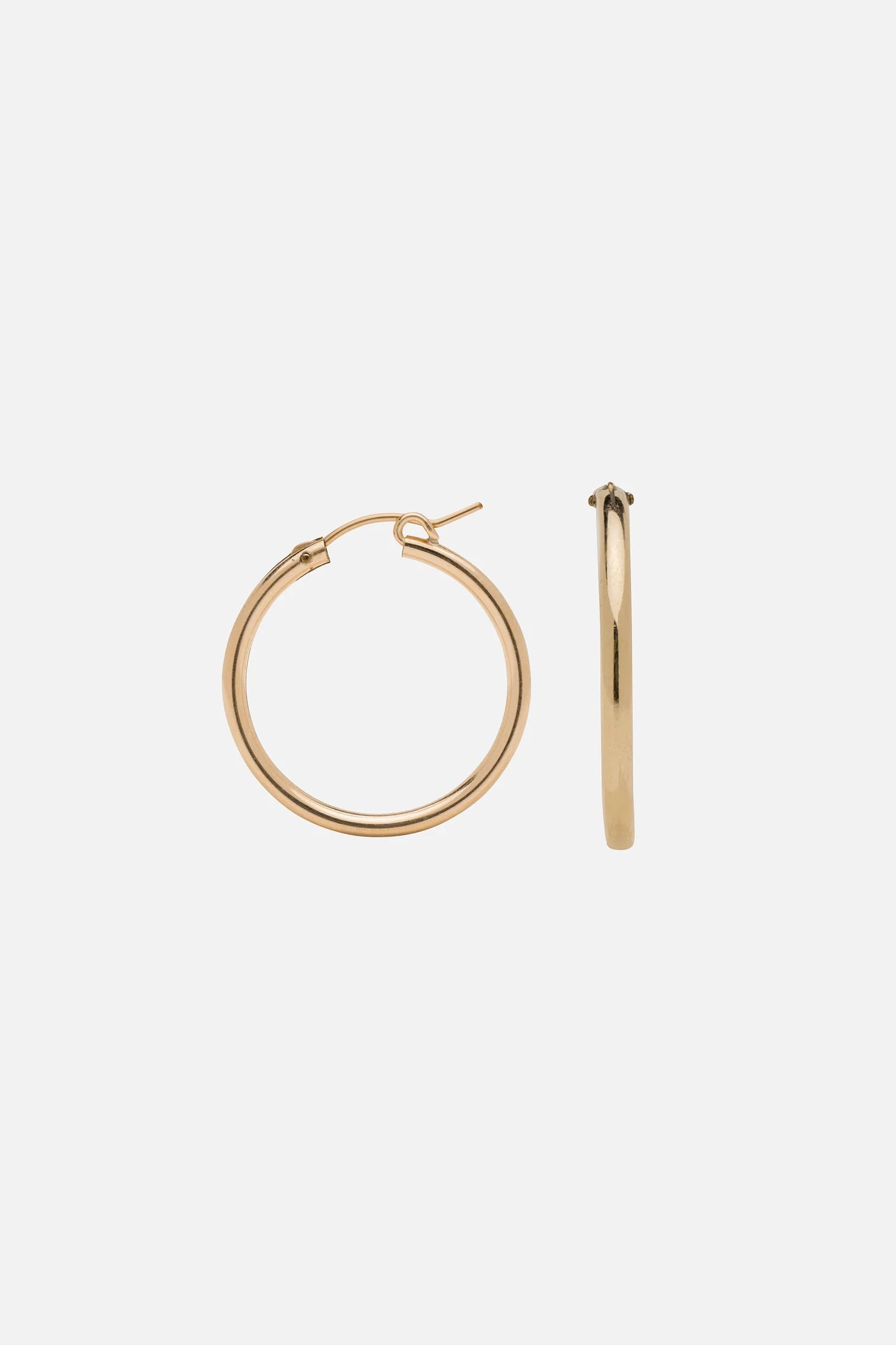 Kara Yoo Anna Medium Hoops