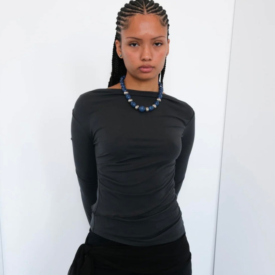 Geel Drew Top in Gloom