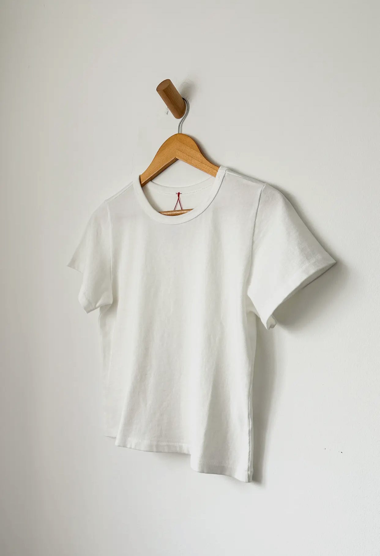 Le Bon Shoppe The Little Boy Tee in Vintage White