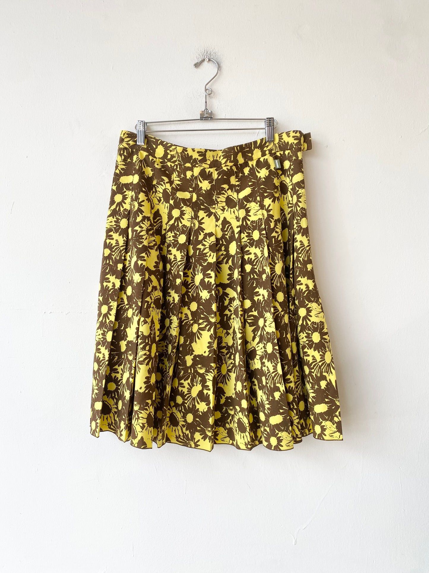 Heaven by Marc Jacobs Skirt (L)