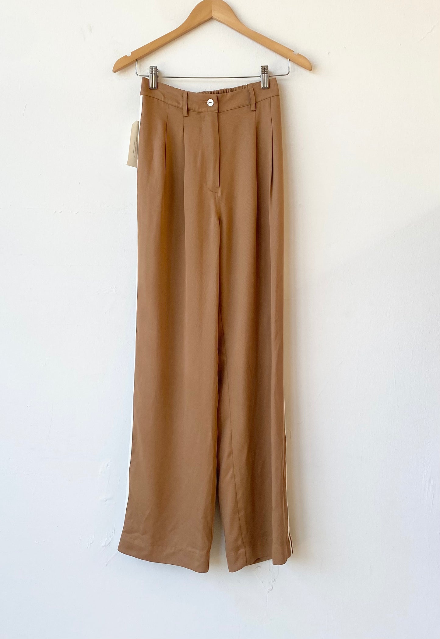 Donni. Twill Pleated Stripe Pant (XS)