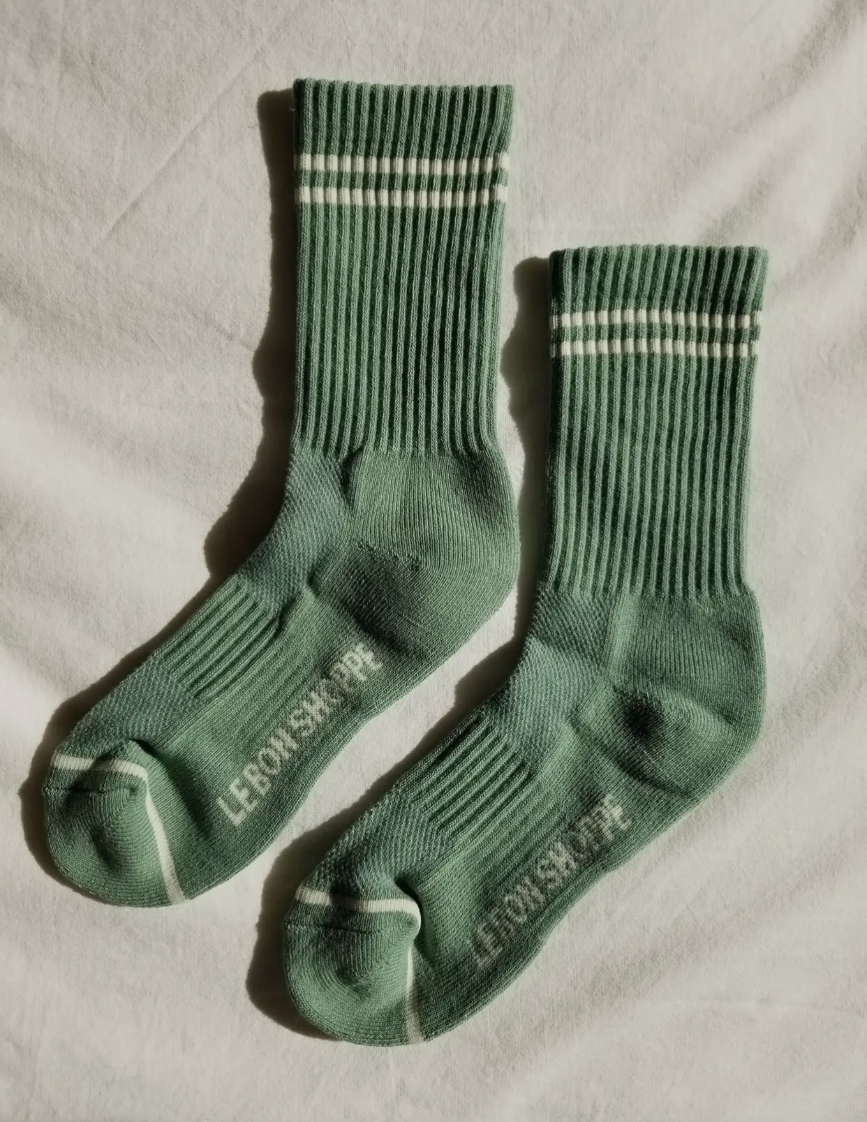 Le Bon Shoppe Boyfriend Socks in Moss