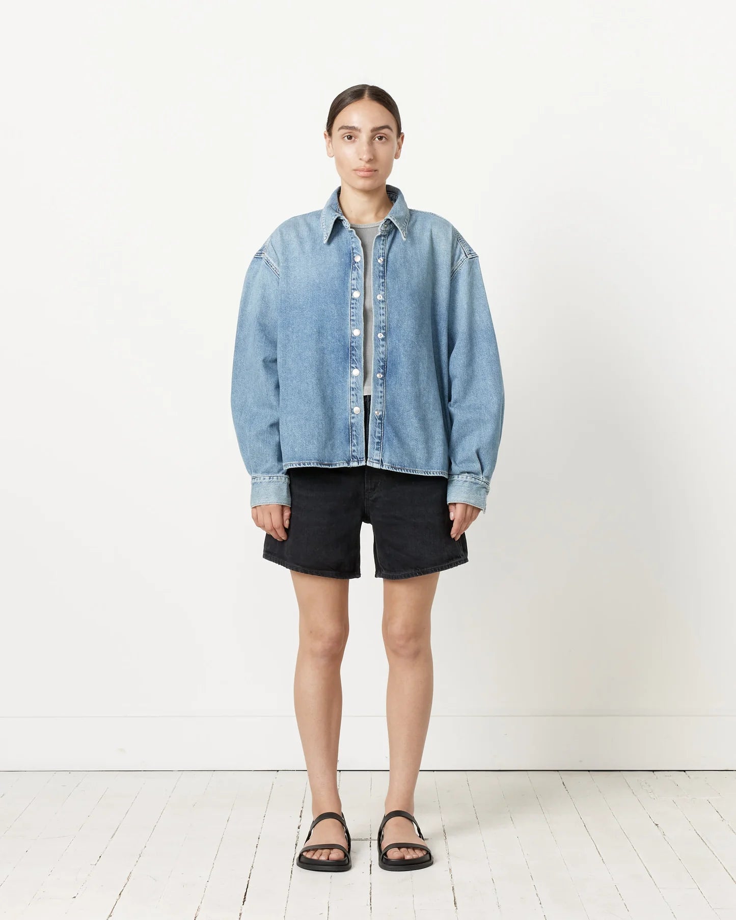 Agolde Stella Shorts (Sz 25)