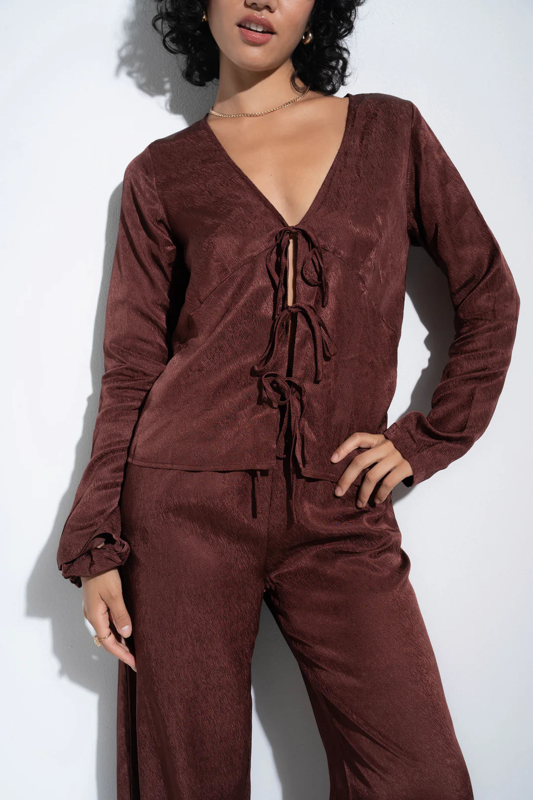 Be Idle Tie Front Top in Brown