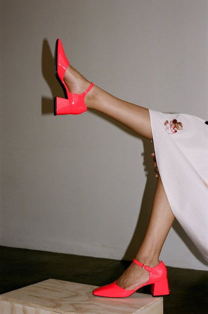 Suzanne Rae Red Mary Janes (Sz 40)